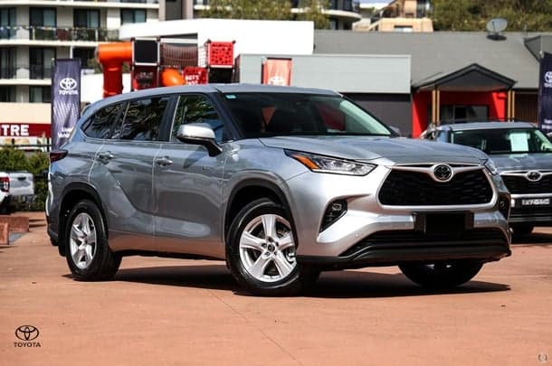 2025 Toyota Kluger GX AWD in Silver
