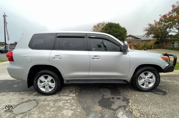 2015 Toyota Landcruiser VX in White