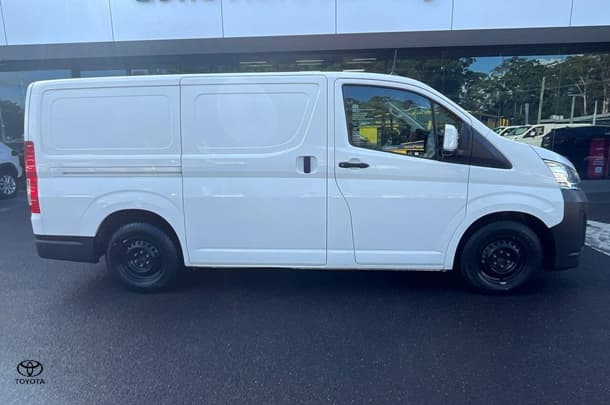 2021 Toyota Hiace Base in White