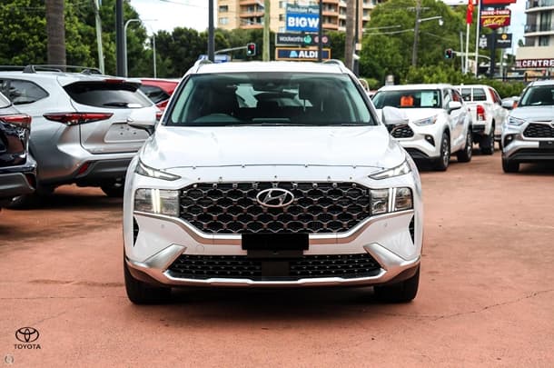 2021 Hyundai Santa Fe Elite in White