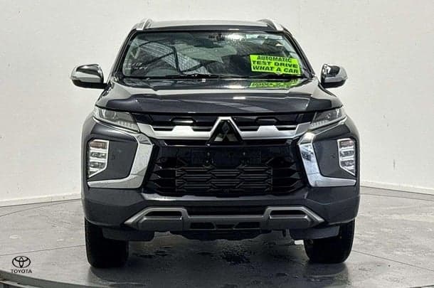 2024 Mitsubishi Pajero Sport Exceed in Grey