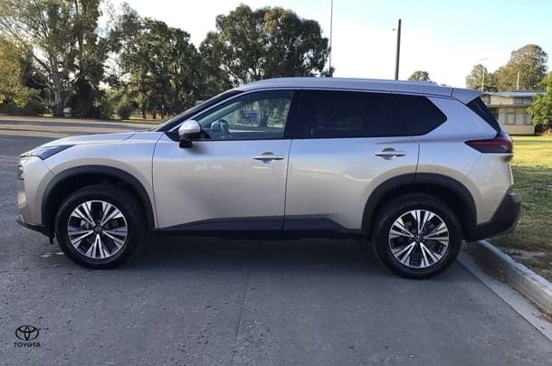 2025 Nissan X-TRAIL ST-L in Other