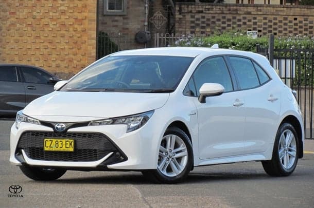 2020 Toyota Corolla Ascent Sport Hybrid in White
