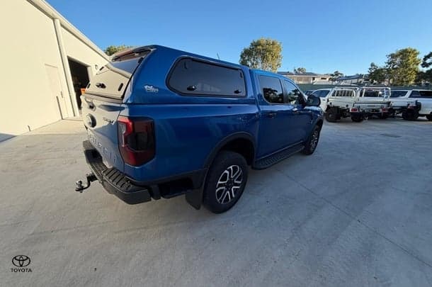 2023 Ford Ranger Sport in Black