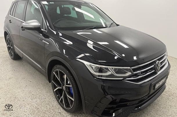 2023 Volkswagen Tiguan R in Black