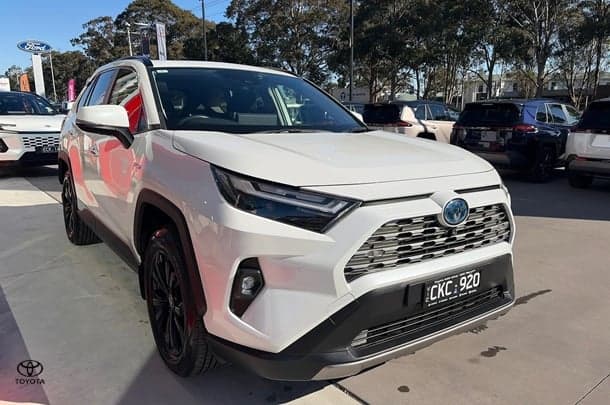 2023 Toyota RAV4 Cruiser in White