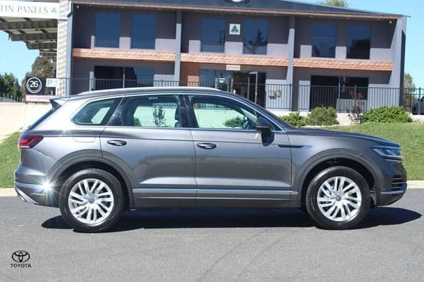 2022 Volkswagen Touareg 170TDI in Silicon Grey (3m3m)