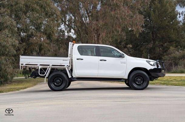 2018 Toyota Hilux SR in White