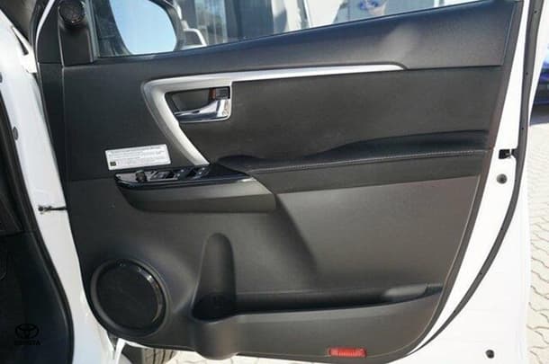 2022 Toyota Fortuner GXL in White