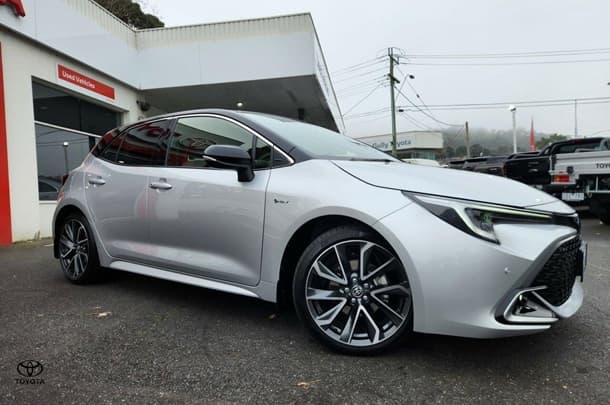 2025 Toyota Corolla ZR Hybrid in Black