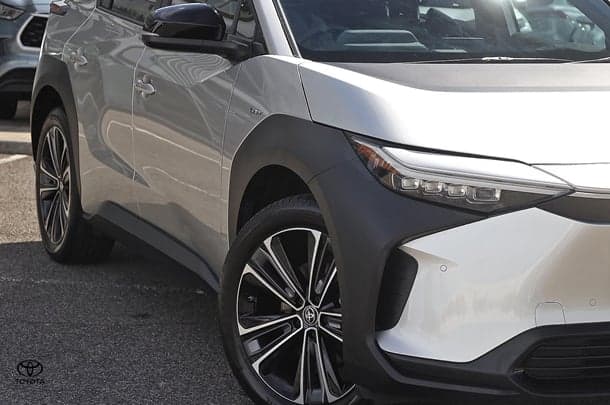 2024 Toyota bZ4X Standard 2WD in Silver