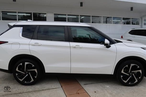 2022 Mitsubishi Outlander Aspire in White