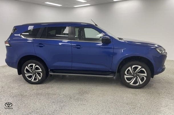 2021 Isuzu MU-X LS-T in Blue