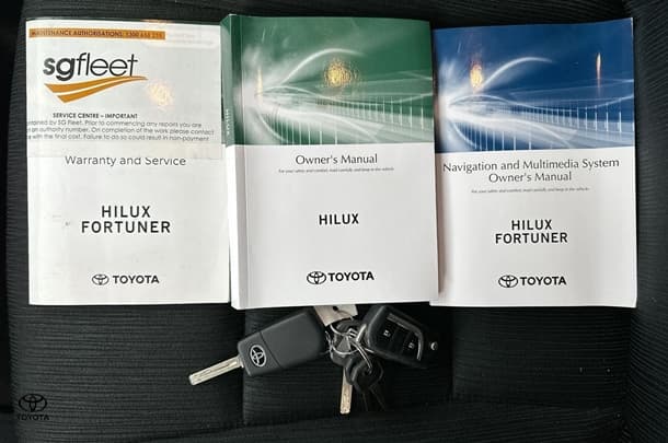 2022 Toyota Hilux SR in Silver