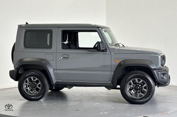 2022 Suzuki Jimny Base in Grey