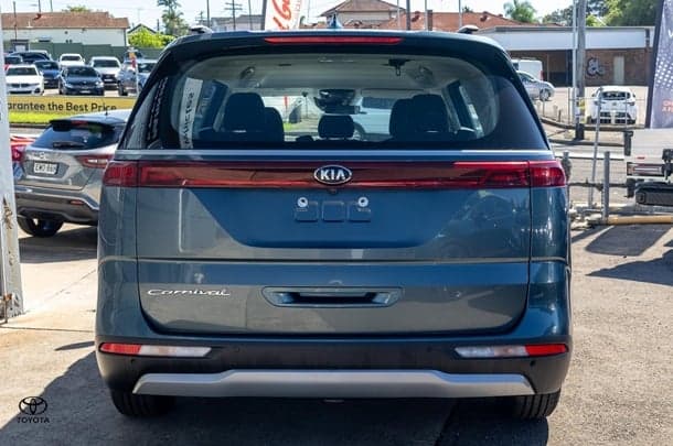 2021 Kia Carnival S in Blue