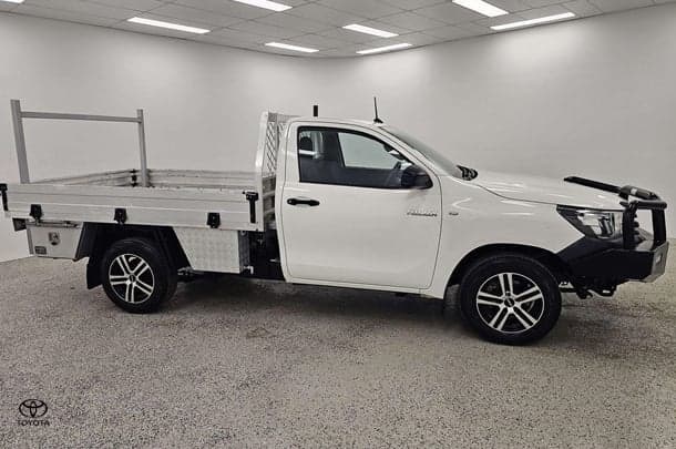 2020 Toyota Hilux Workmate in White