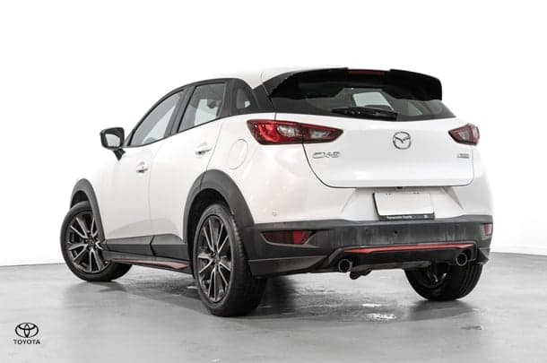 2016 Mazda CX-3 sTouring in White