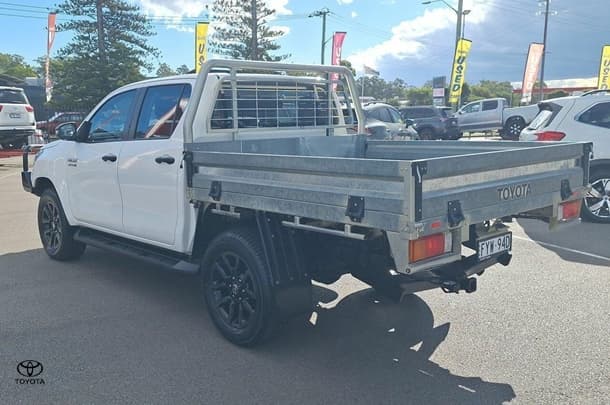 2021 Toyota Hilux SR in White