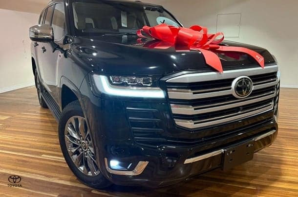 2024 Toyota Landcruiser Sahara ZX in Black