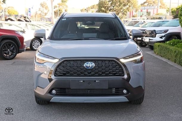 2023 Toyota Corolla Cross GXL in Grey
