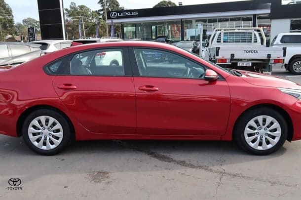 2023 Kia Cerato S in Red