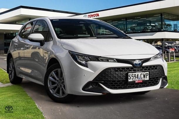 2023 Toyota Corolla Ascent Sport Hybrid in White