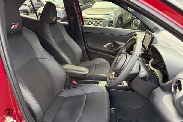 2025 Toyota Yaris Cross GR-S in Two Tone