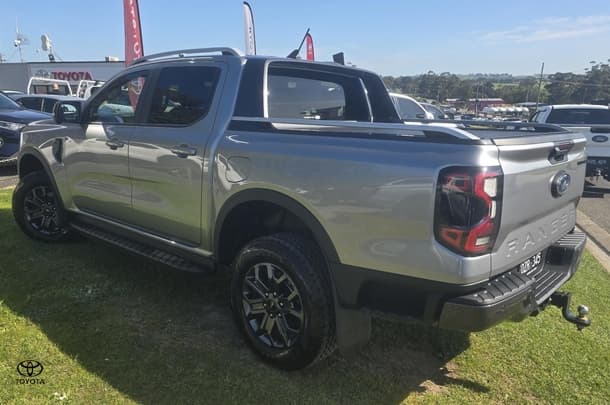 2025 Ford Ranger Wildtrak in Pink