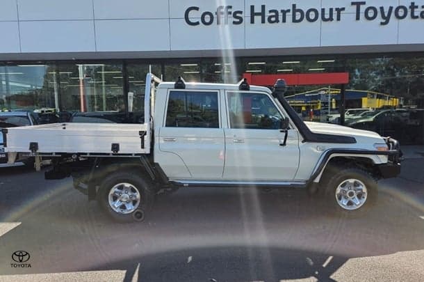 2021 Toyota Landcruiser GXL in White