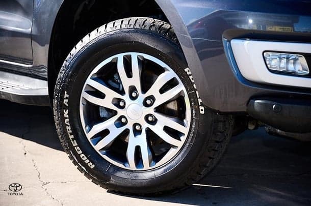 2021 Ford Everest Trend in Grey