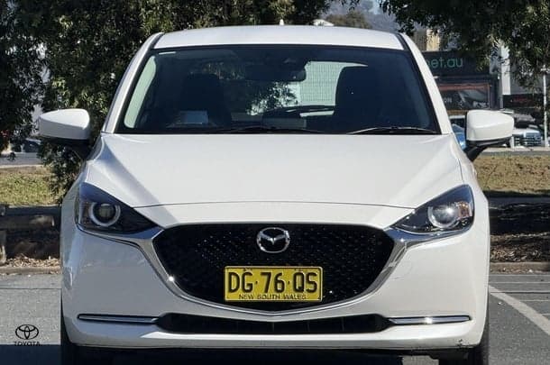 2022 Mazda 2 G15 Evolve in White