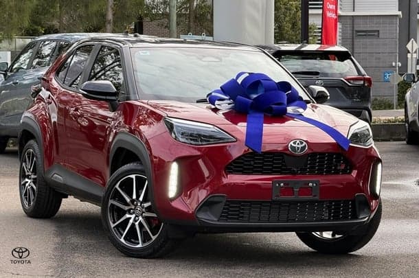 2025 Toyota Yaris Cross GR-S in Two Tone