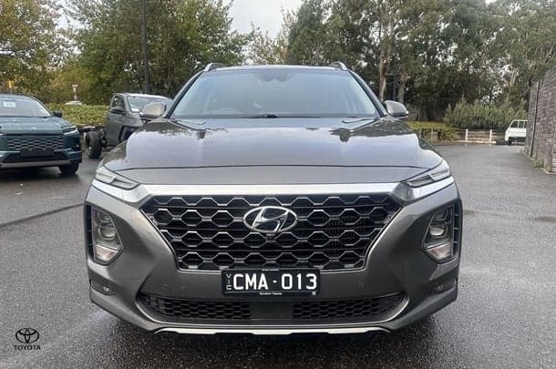 2018 Hyundai Santa Fe Highlander in Grey