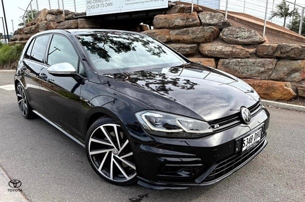 2019 Volkswagen Golf R in Black