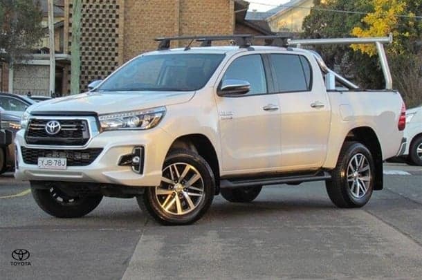 2019 Toyota Hilux SR5 in White