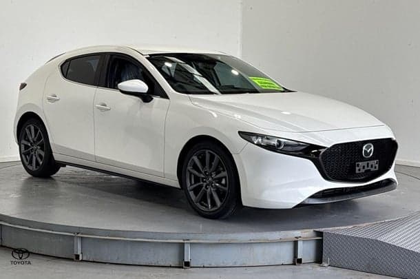 2020 Mazda 3 G20 Evolve in White
