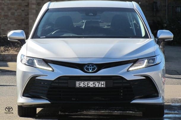2021 Toyota Camry Ascent in Silver