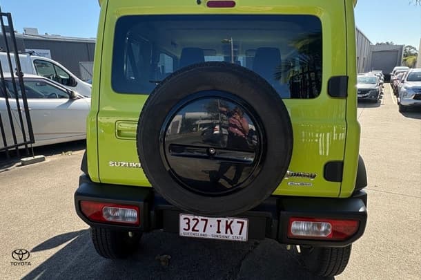 2021 Suzuki Jimny Base in Two Tone Yellow