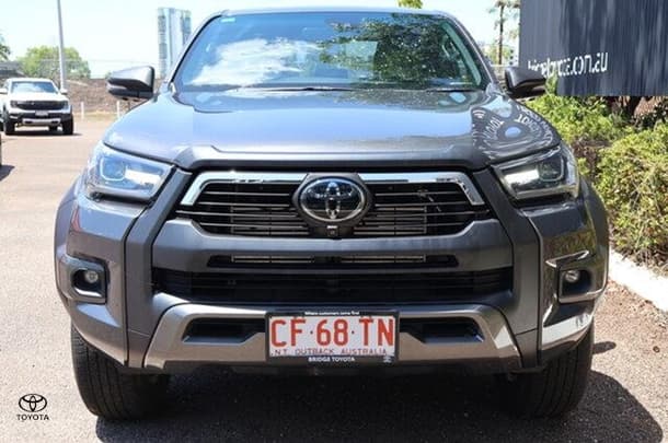 2024 Toyota Hilux Rogue 48V in Grey