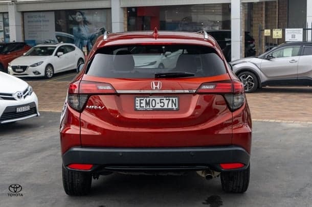 2020 Honda HR-V VTi-LX in Red