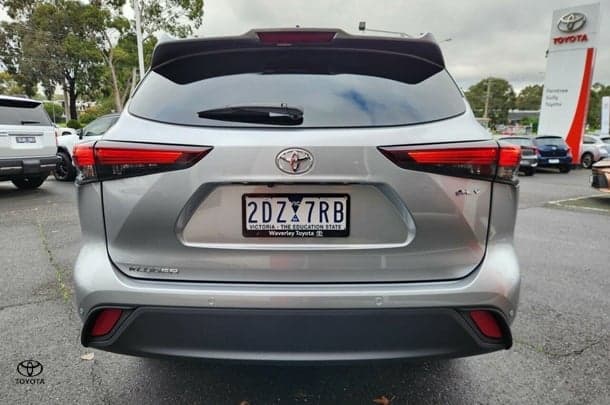 2025 Toyota Kluger GXL in Silver