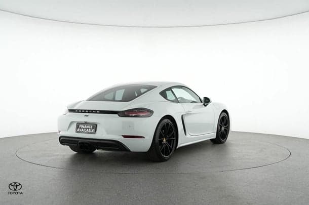 2018 Porsche 718 Cayman in White