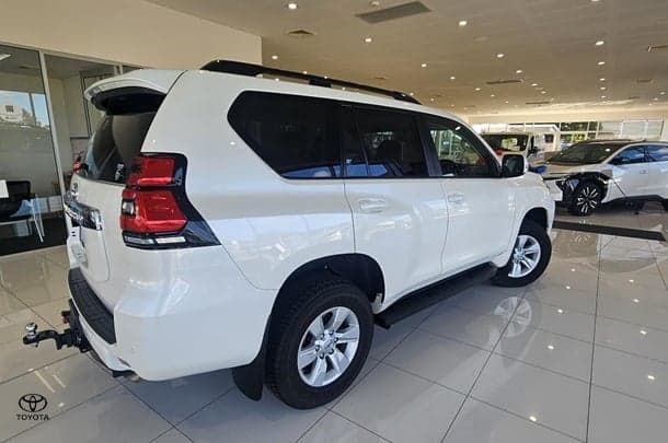 2023 Toyota Landcruiser Prado GXL in White