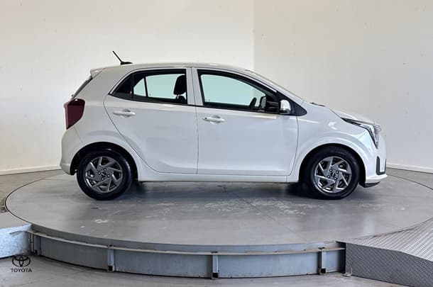 2024 Kia Picanto Sport in White