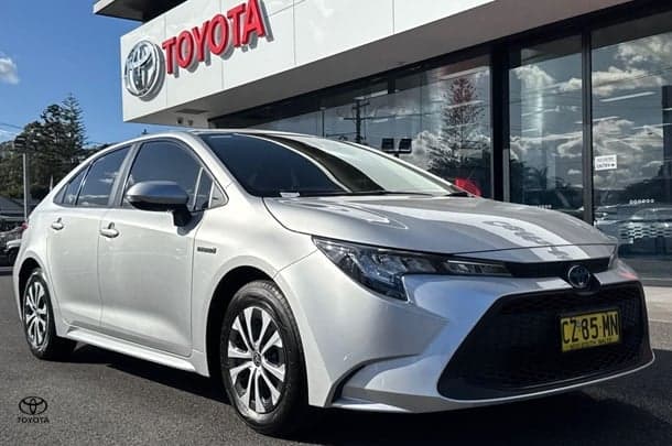 2020 Toyota Corolla Ascent Sport Hybrid in Silver