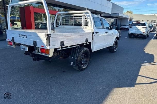 2019 Toyota Hilux SR in White