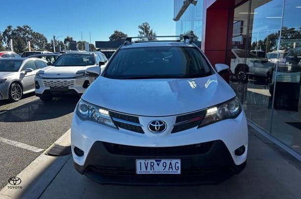 2015 Toyota RAV4 GX in White