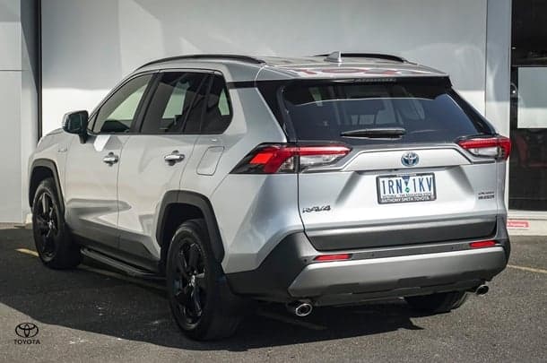 2020 Toyota RAV4 Cruiser in Silver