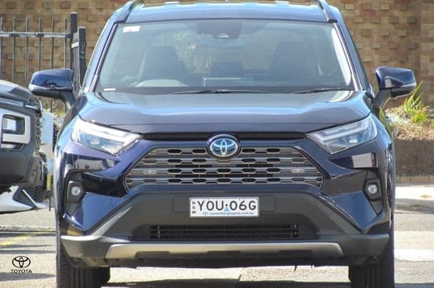 2024 Toyota RAV4 GXL in Blue